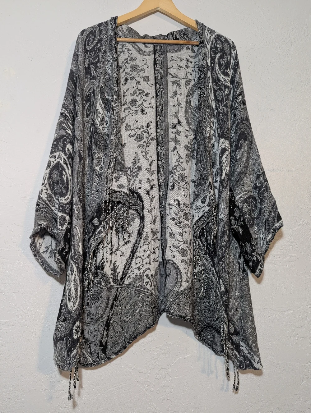 Black&White Whimsigoth Tapestry Fringe Poncho Shawl Festival Boho Stevie Nicks